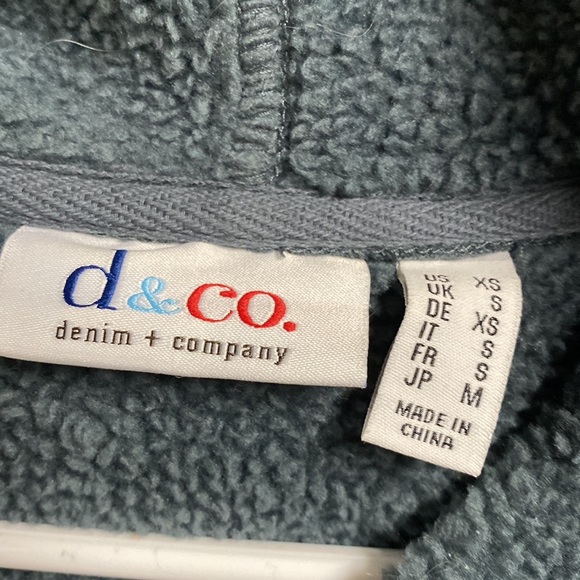D&Co. fleece coat with hood xs - Picture 2 of 3